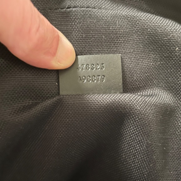 *SOLD* Gucci Black Sling Backpack *Authentic* - Picture 12 of 14